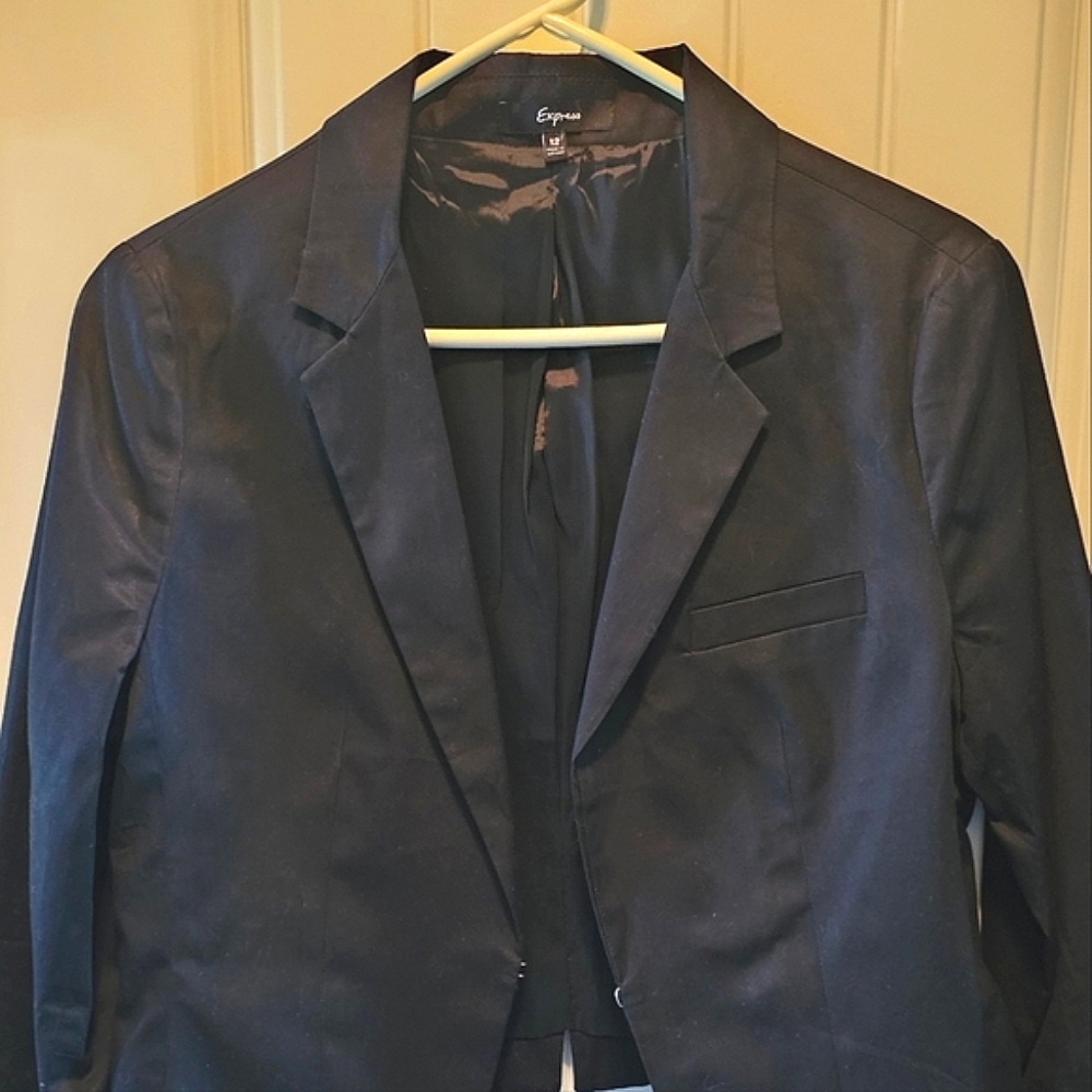 [EXPRESS] NWOT ☆ Vintage Cropped Black Blazer☆《12》Clasp Closure - Picture 15 of 16